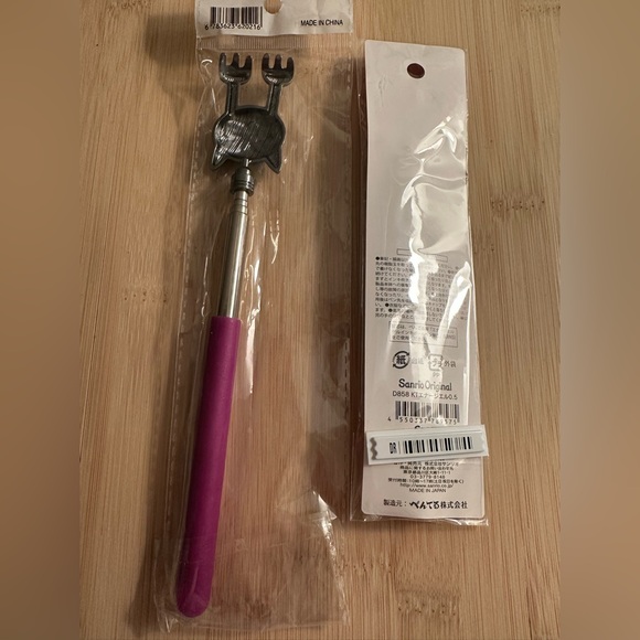 Hello Kitty pen & cat back scratcher - Picture 4 of 4